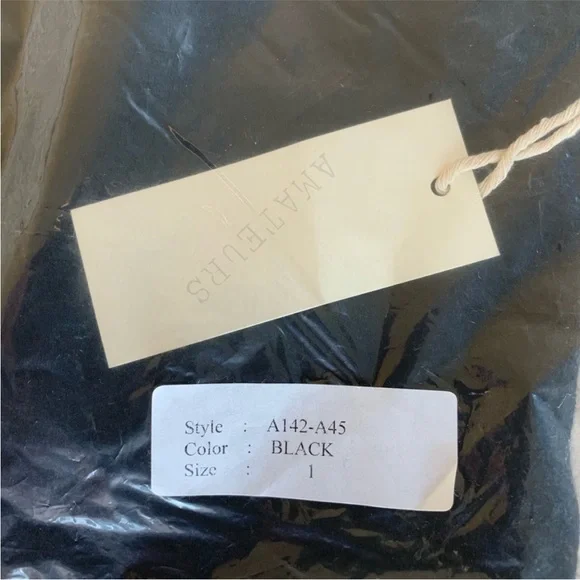 New Amateurs Black Long Sleeve V-neck Cashmere Dress - Picture 8 of 10